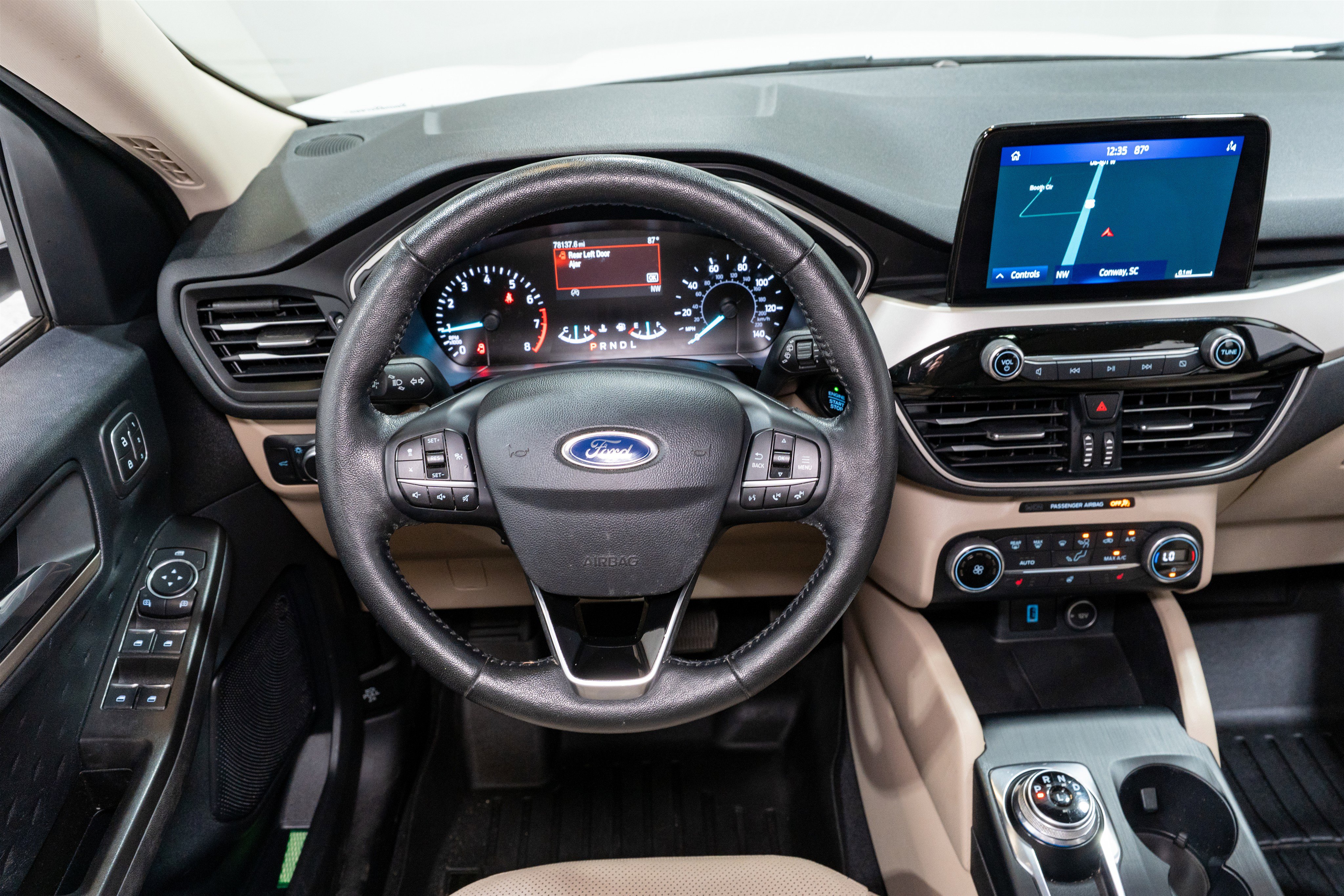 Used 2020 Ford Escape SEL image 11