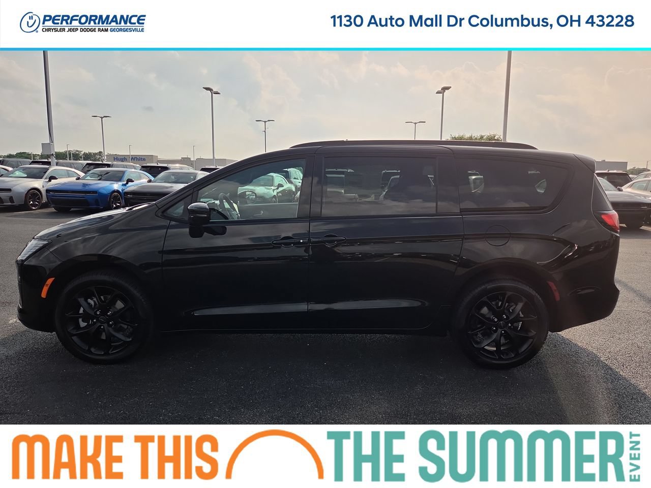 New 2027 Chrysler Pacifica Limited w/ S Appearance Package AWD/4WD image 4