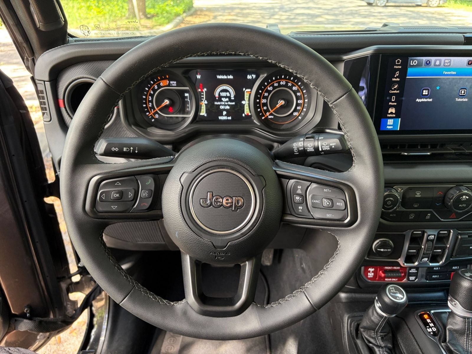 Used 2026 Jeep Wrangler Unlimited Rubicon AWD/4WD image 28