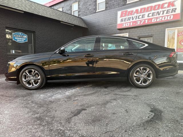 Used 2024 Honda Accord EX image 2