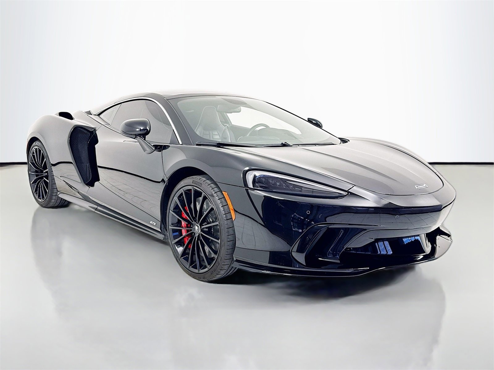 Used 2025 McLaren GTS image 1