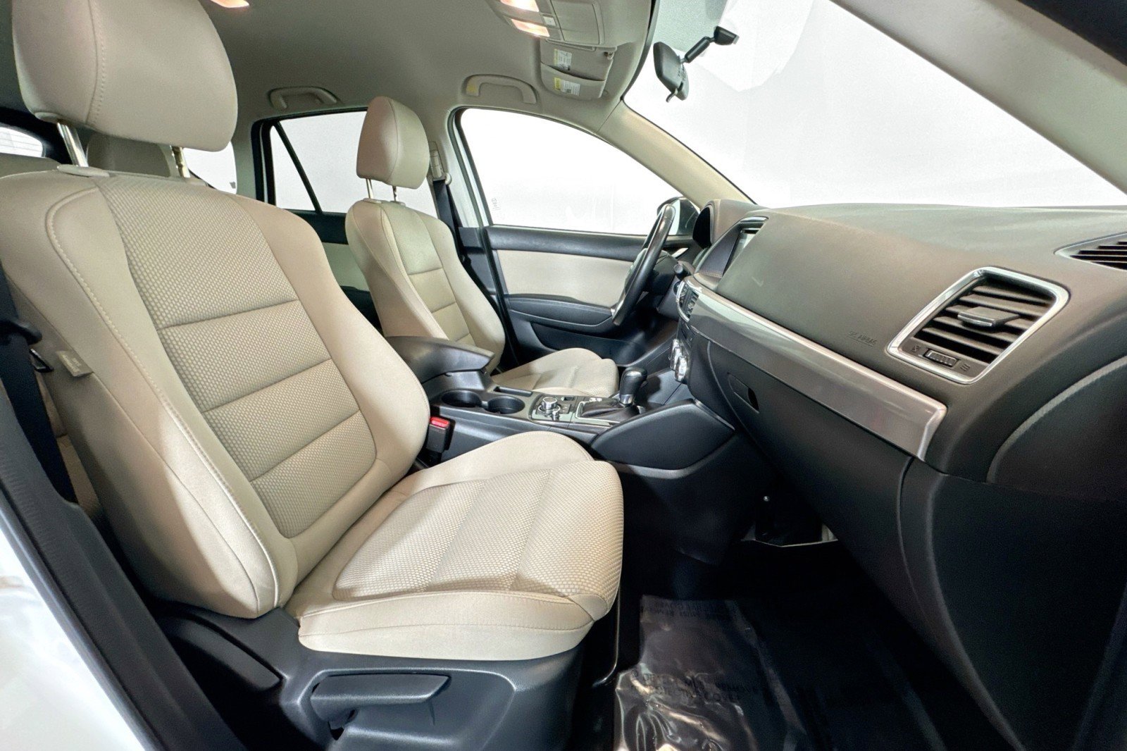 Used 2016 MAZDA CX-5 Touring image 25