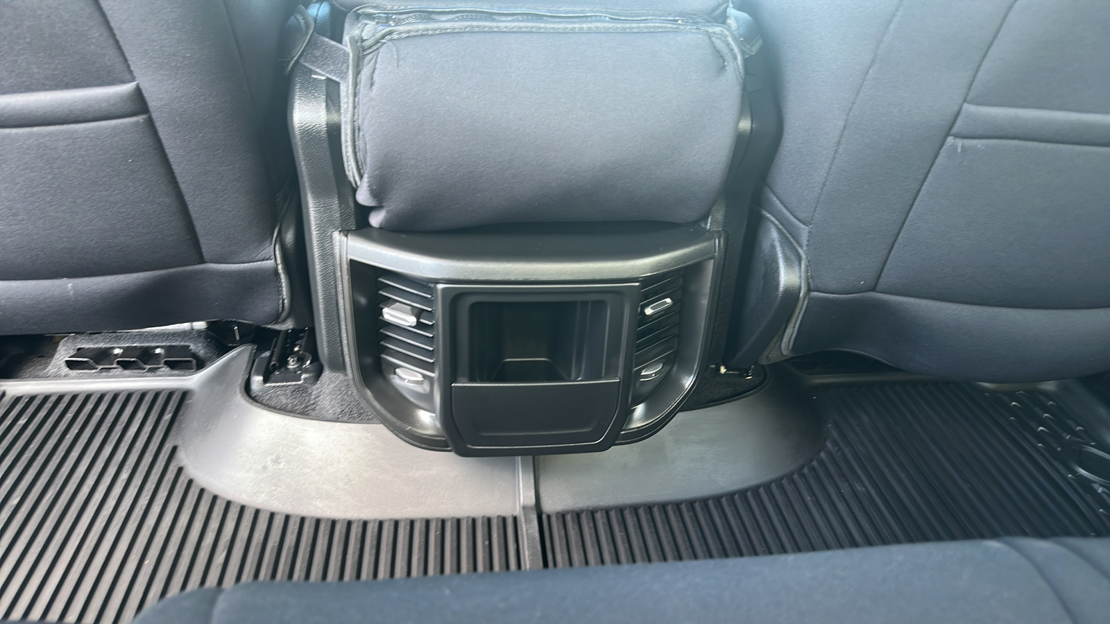 Used 2025 RAM 1500 Warlock AWD/4WD image 21