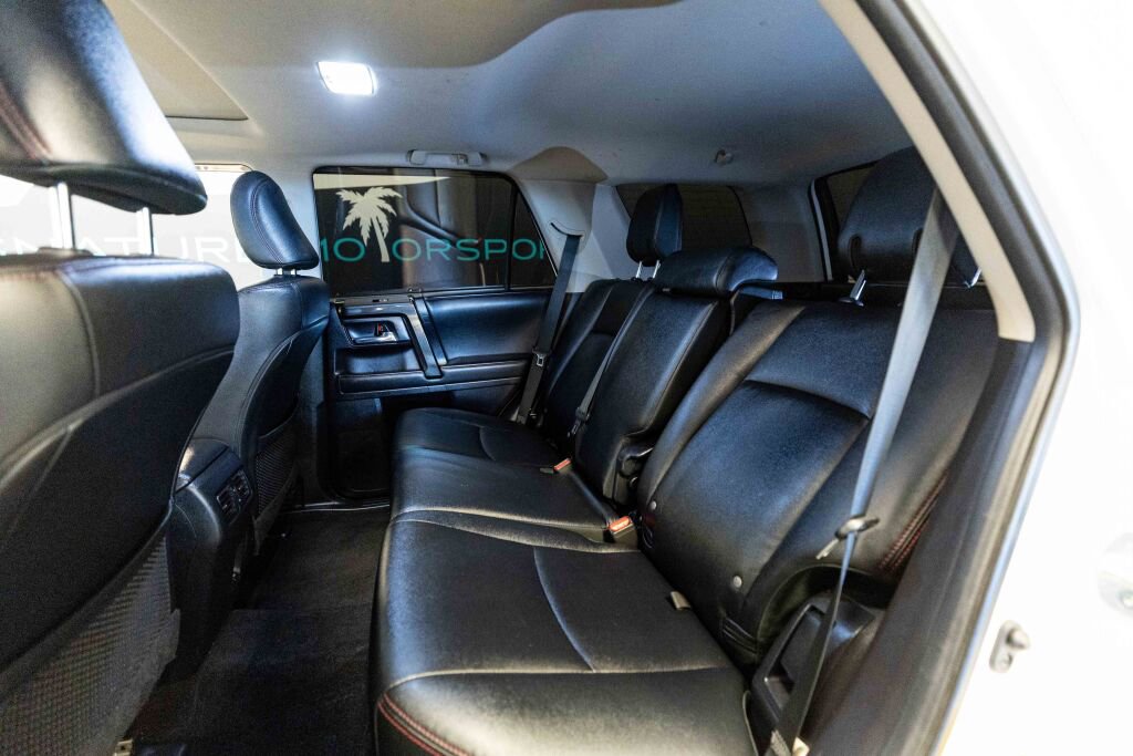 Used 2020 Toyota 4Runner Venture image 13