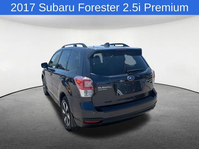 Used 2017 Subaru Forester 2.5i Premium w/ All-Weather Package AWD/4WD image 14