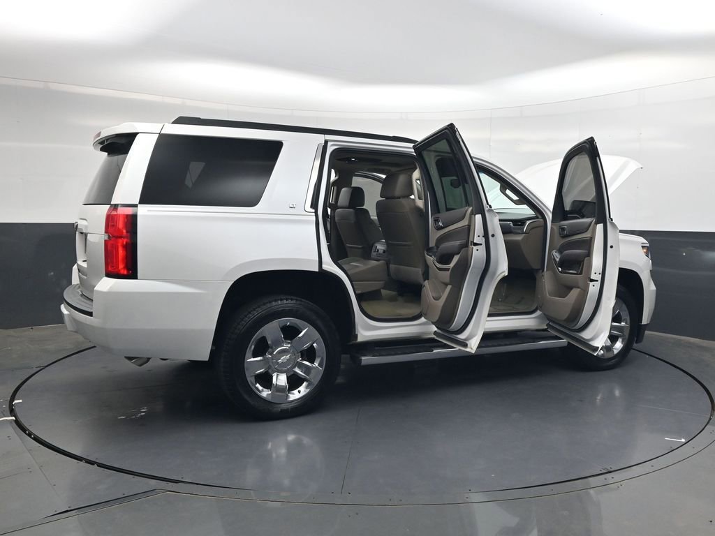 Used 2018 Chevrolet Tahoe LT w/ LT Signature Package AWD/4WD image 30