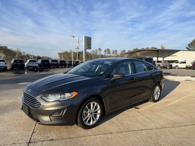 Used 2019 Ford Fusion SE image 2
