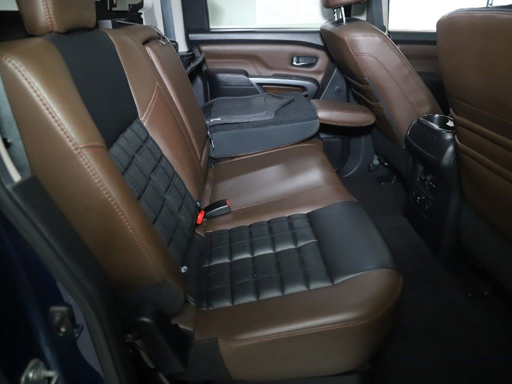 Used 2017 Nissan Titan Platinum Reserve image 29