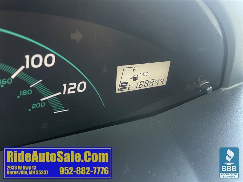 Used 2008 Toyota Yaris 2-Door Hatchback FWD image 17