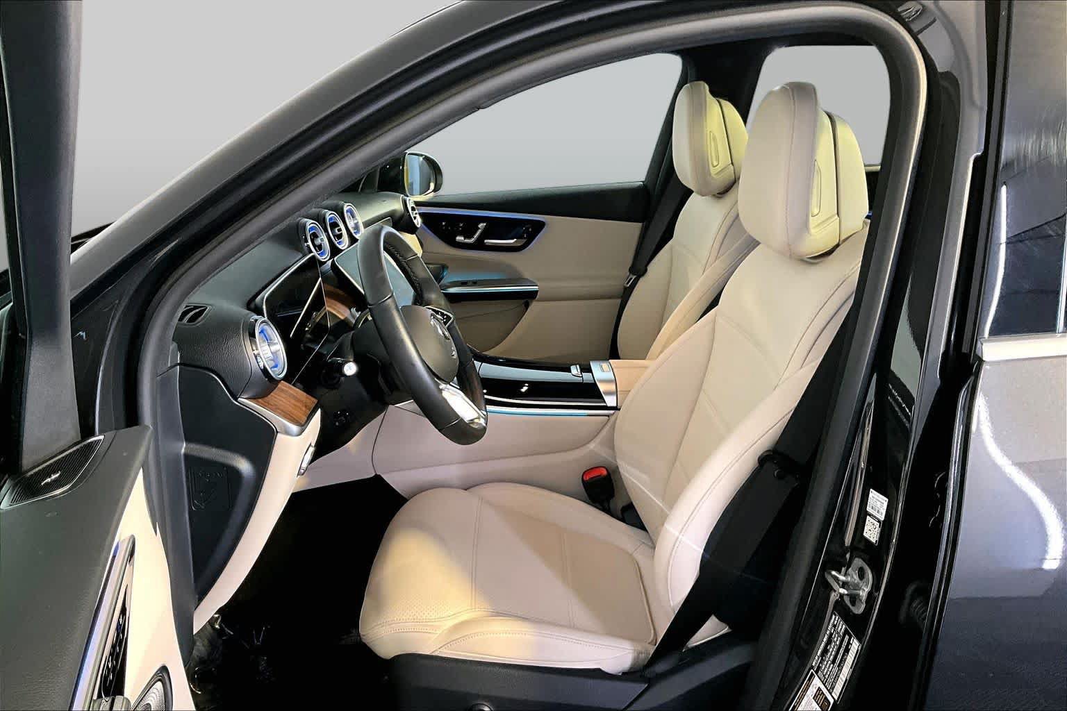 Certified 2026 Mercedes-Benz GLC 300 4MATIC image 9