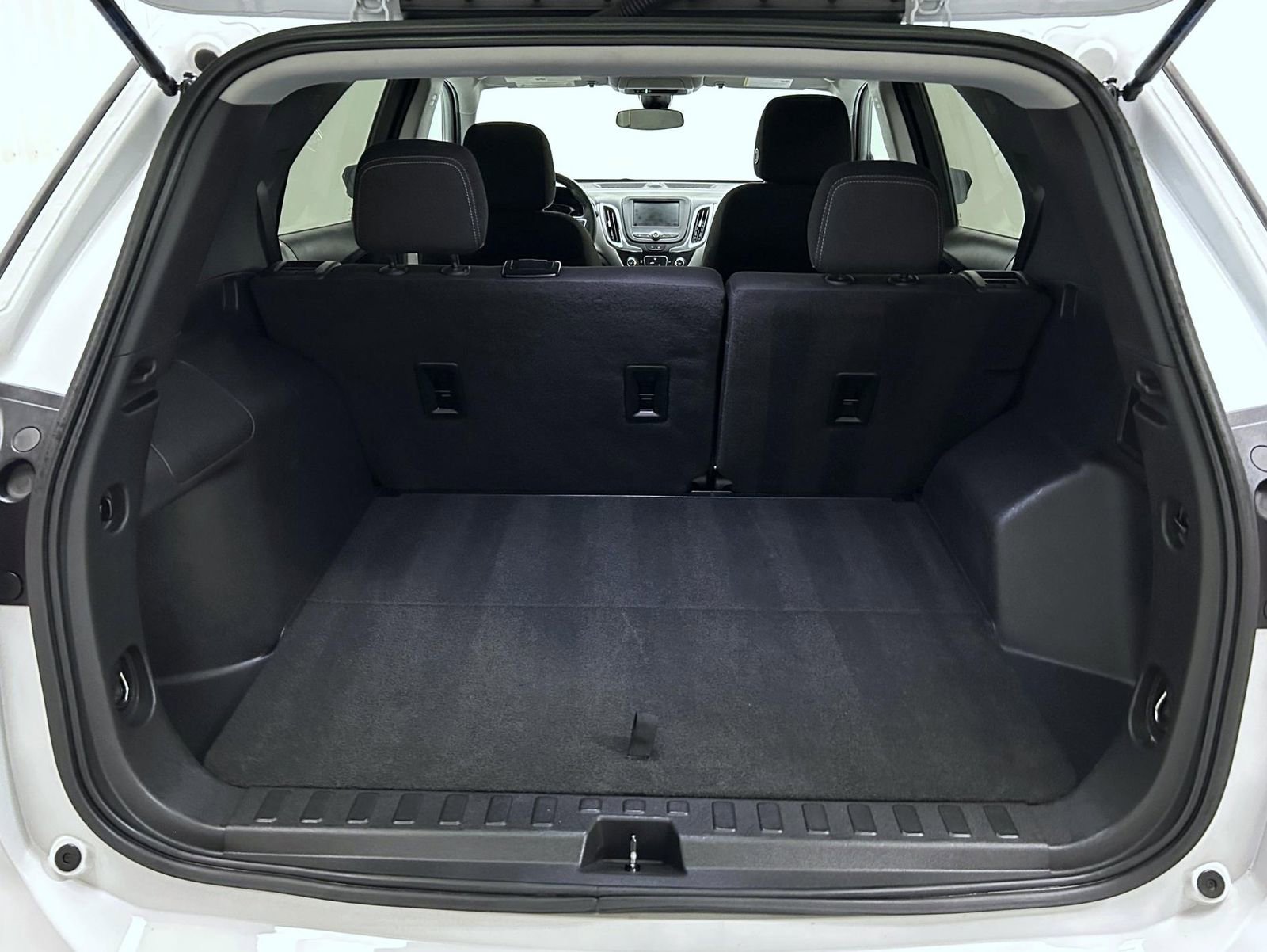 Used 2023 Chevrolet Equinox LT image 22