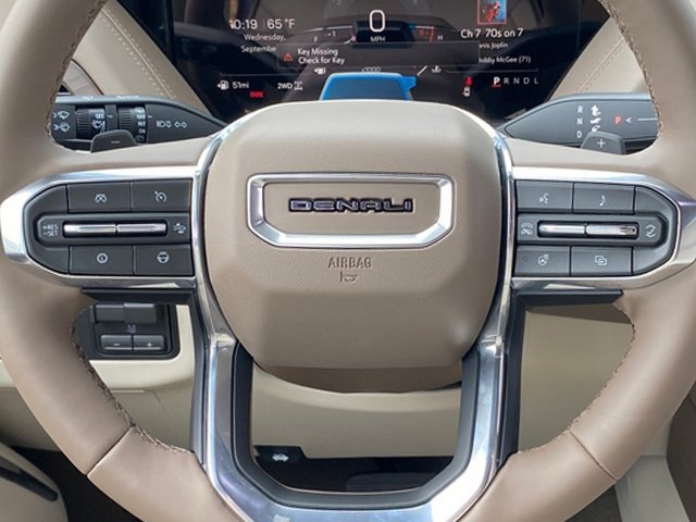 New 2026 GMC Yukon Denali w/ Advanced Technology Package image 7