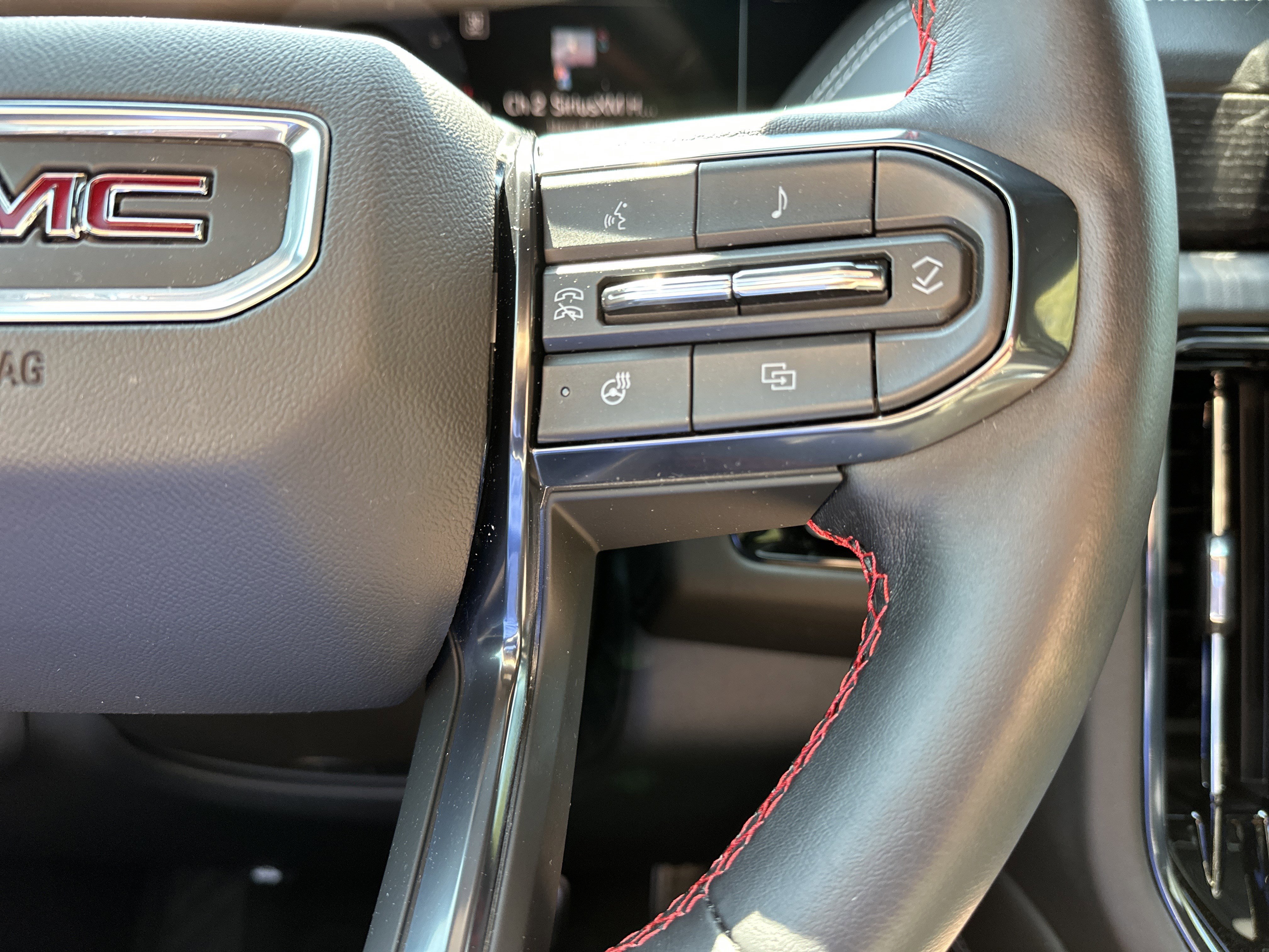 Used 2025 GMC Yukon AT4 Ultimate image 21