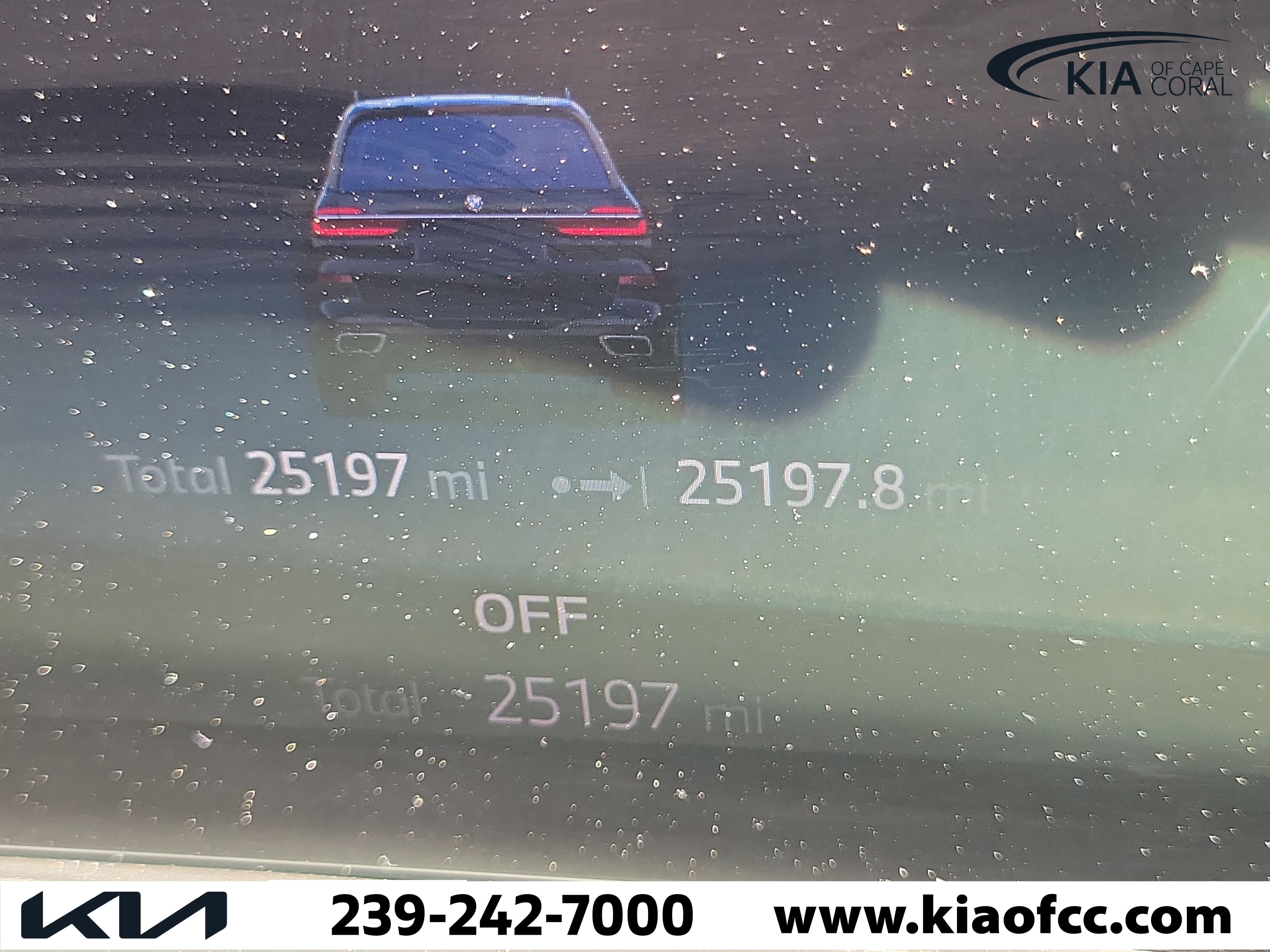 Used 2024 BMW X7 xDrive40i w/ M Sport Package image 26