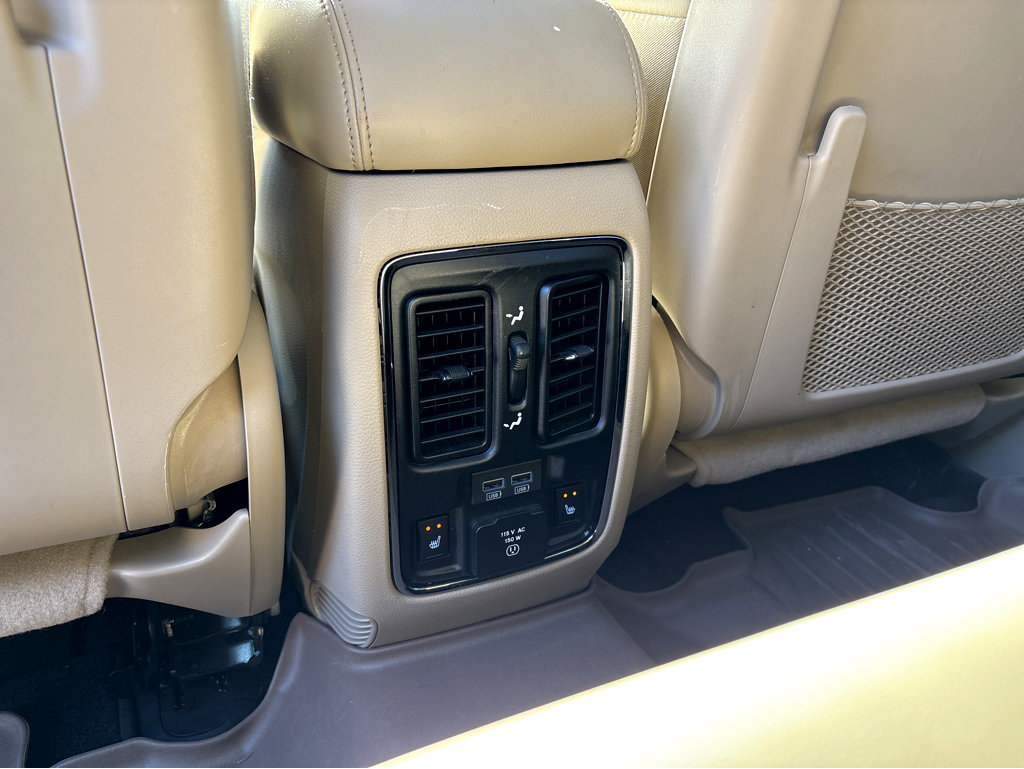 Used 2018 Jeep Grand Cherokee Limited w/ Trailer Tow Group IV image 26