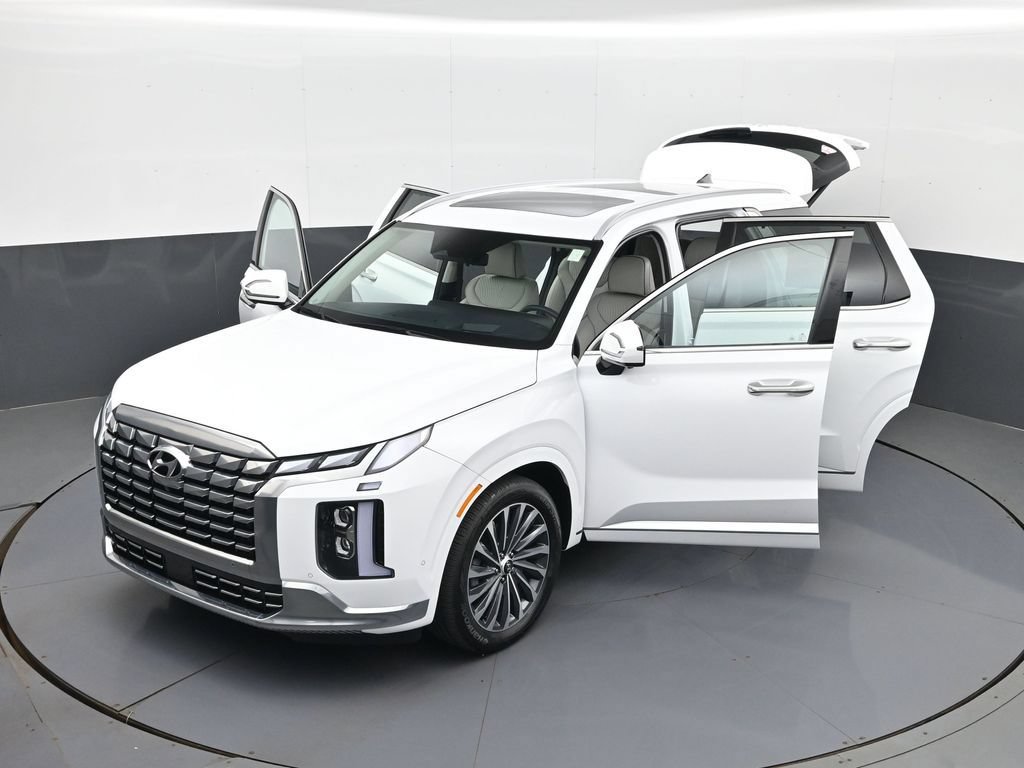 Certified 2025 Hyundai Palisade Calligraphy AWD/4WD image 31