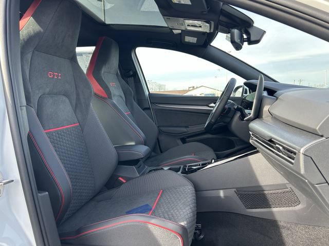 New 2026 Volkswagen GTI SE FWD image 26
