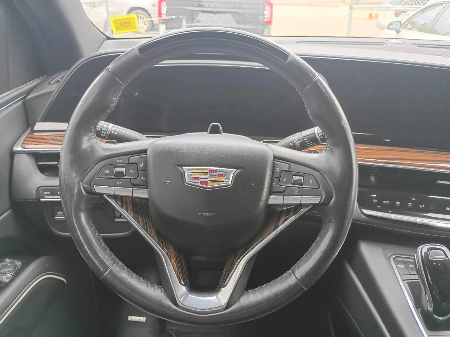 Used 2023 Cadillac Escalade ESV Premium Luxury AWD/4WD image 9
