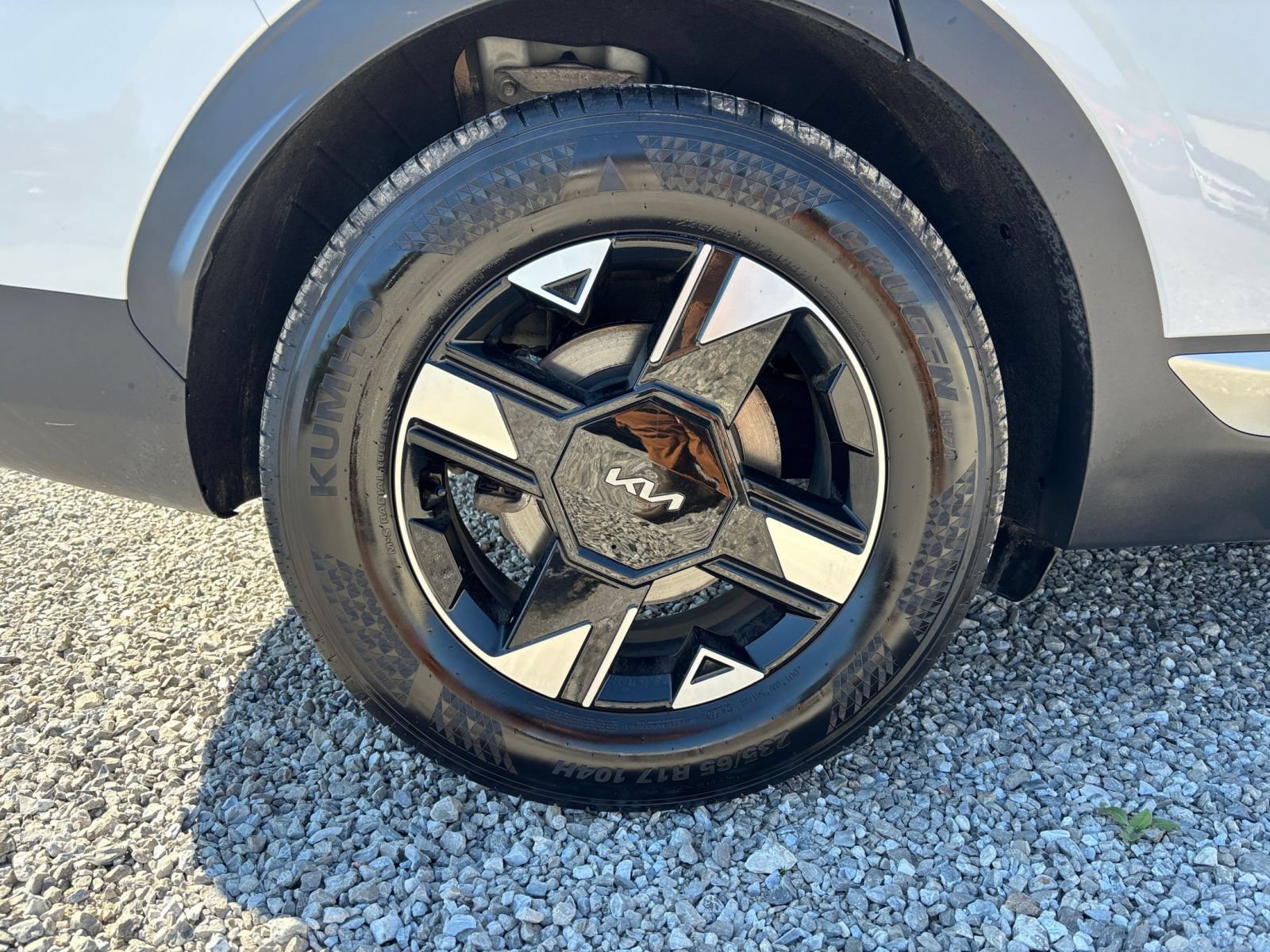Used 2026 Kia Sportage LX FWD image 30