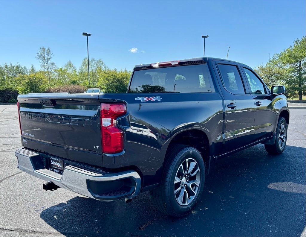 Used 2023 Chevrolet Silverado 1500 LT AWD/4WD image 8