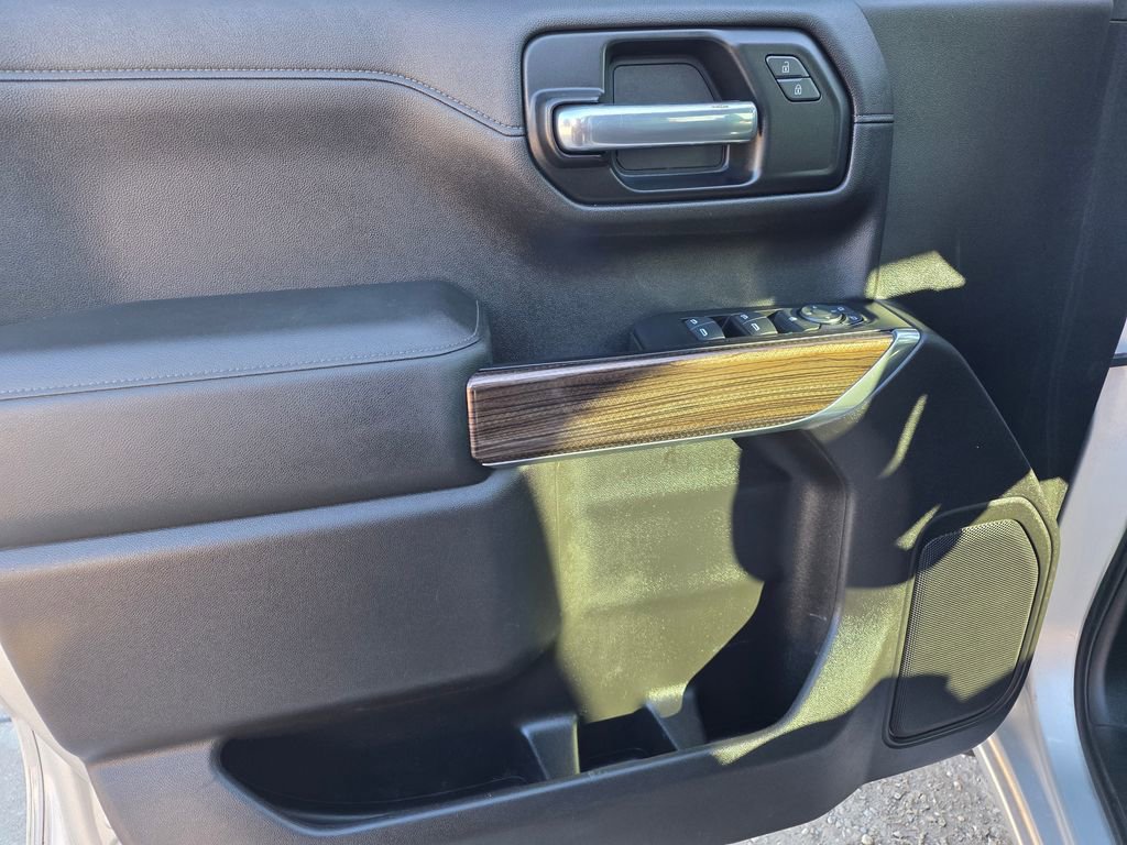 Used 2019 Chevrolet Silverado 1500 LT w/ Texas Edition image 12