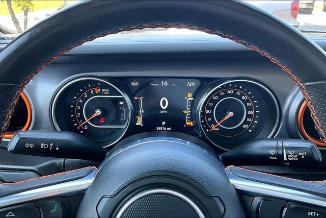Used 2023 Jeep Gladiator Mojave w/ Cold Weather Group AWD/4WD image 12