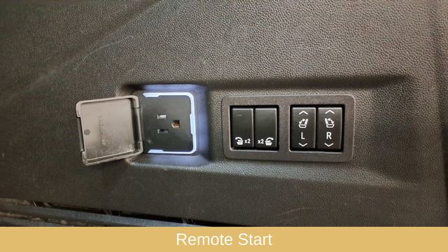 Used 2023 Chevrolet Tahoe LT w/ Luxury Package RWD image 16