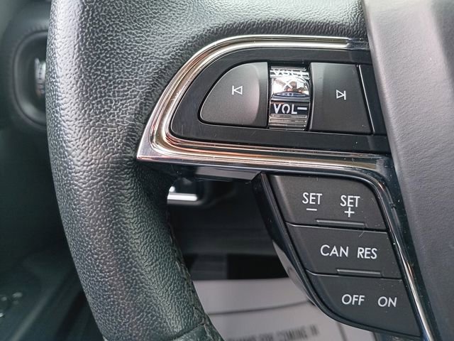 Used 2022 Lincoln Nautilus AWD w/ Premium Package image 5