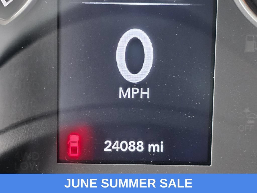 Used 2024 Jeep Gladiator Sport AWD/4WD image 39