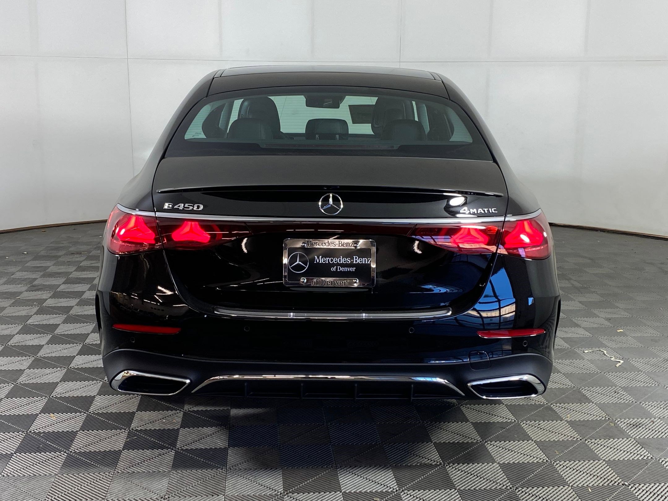 New 2026 Mercedes-Benz E 450 4MATIC Sedan image 9