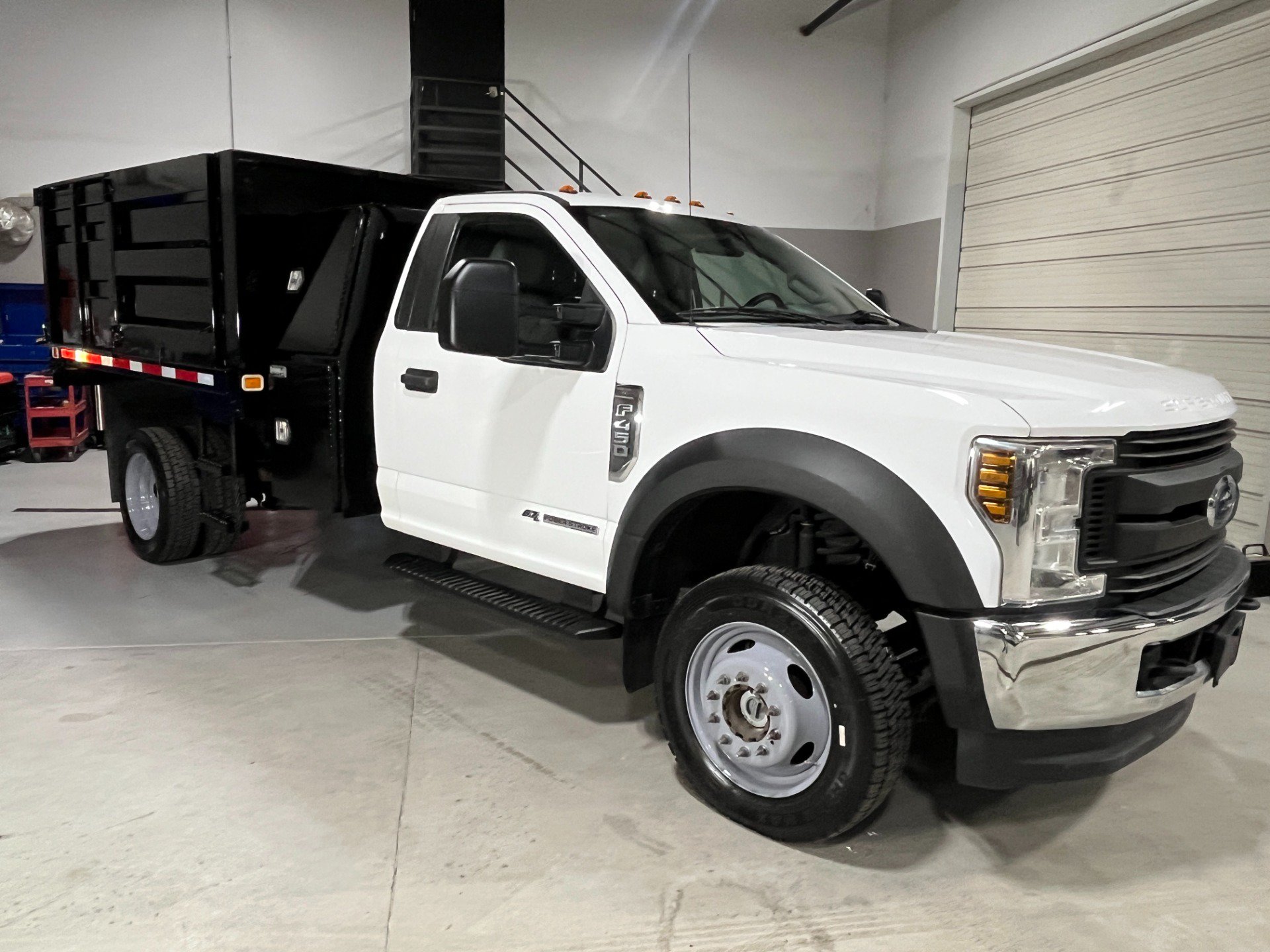 Used 2019 Ford F450 XL w/ XL Value Package AWD/4WD image 3
