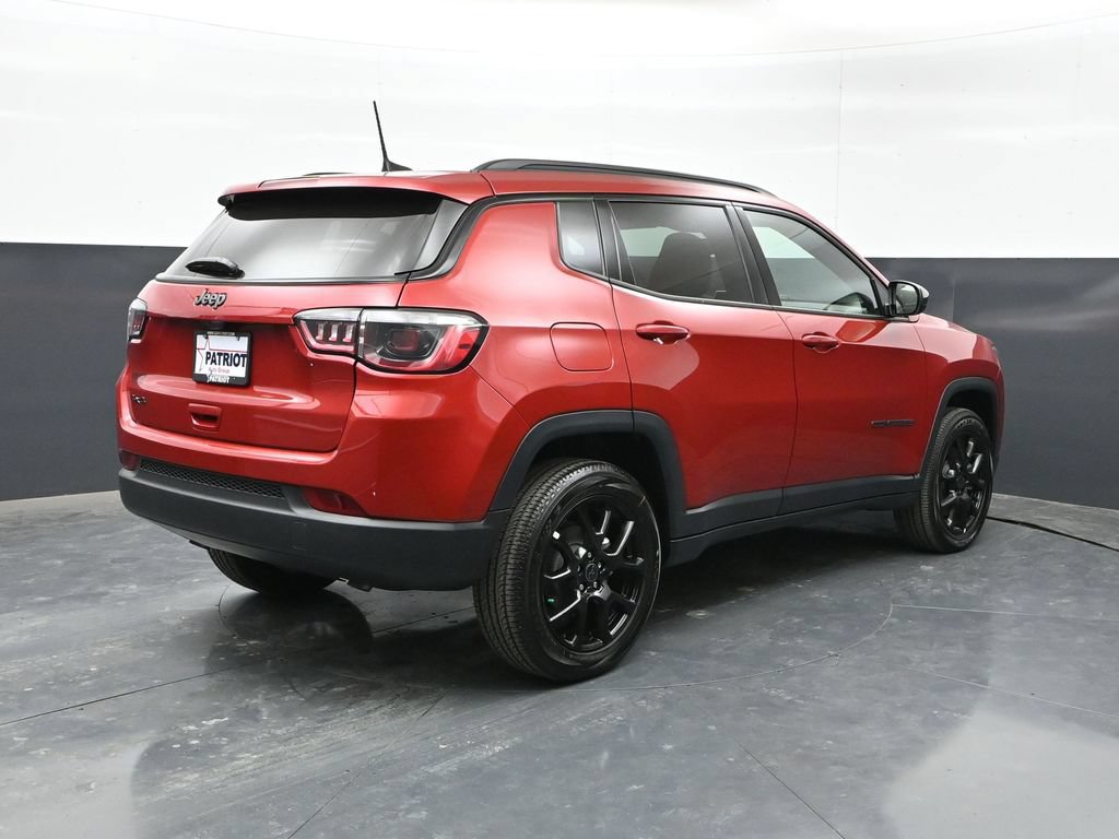 New 2026 Jeep Compass Latitude AWD/4WD image 29