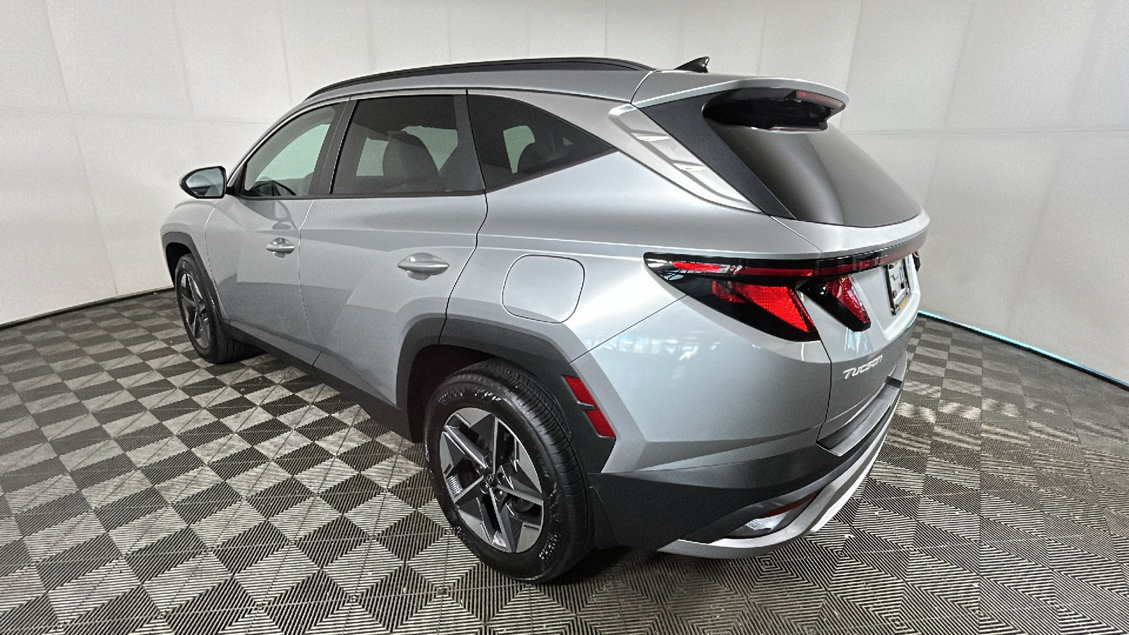 Used 2025 Hyundai Tucson SEL AWD/4WD image 5
