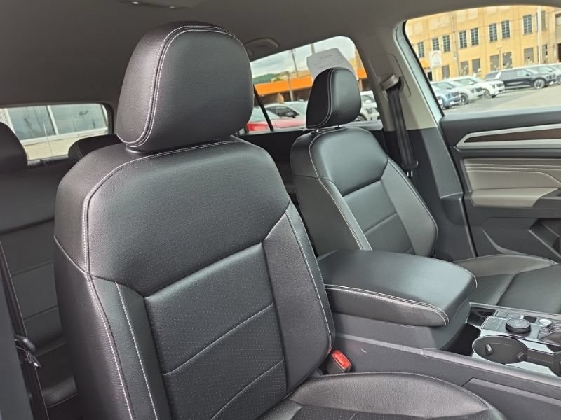 Used 2023 Volkswagen Atlas SE AWD/4WD image 15