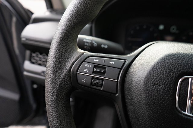 Used 2025 Honda Accord LX image 17