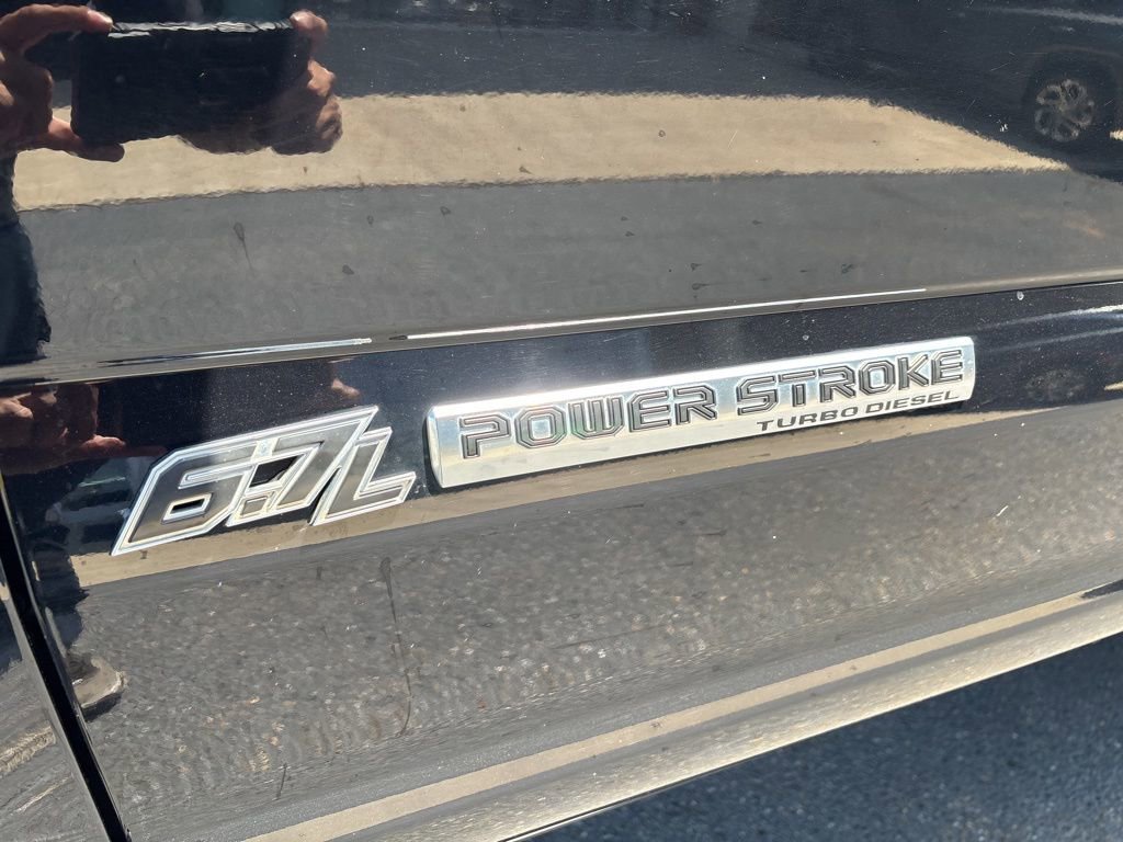 Used 2019 Ford F250 Platinum w/ Platinum Ultimate Package AWD/4WD image 32
