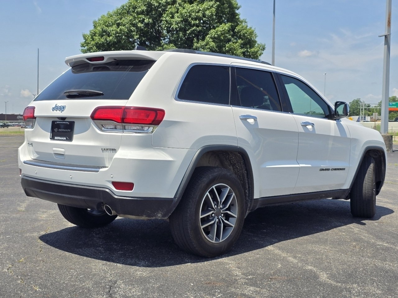 Used 2021 Jeep Grand Cherokee Limited AWD/4WD image 17