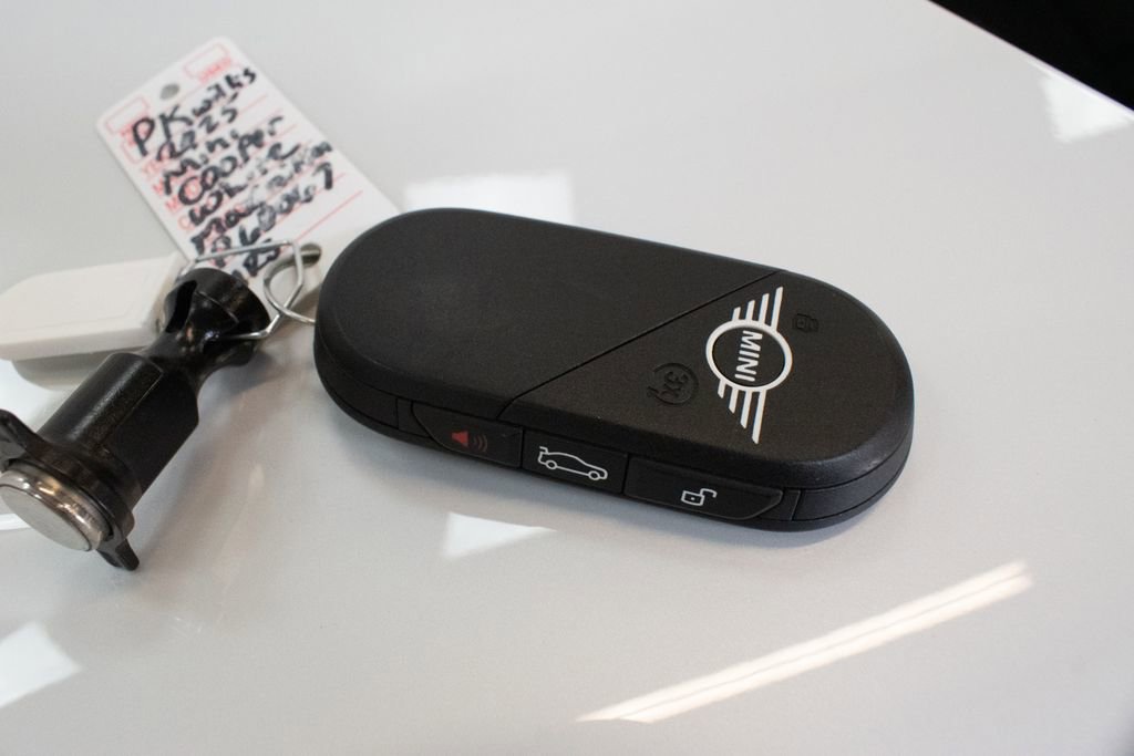 Used 2025 MINI Cooper Countryman S w/ Comfort Package Max image 25