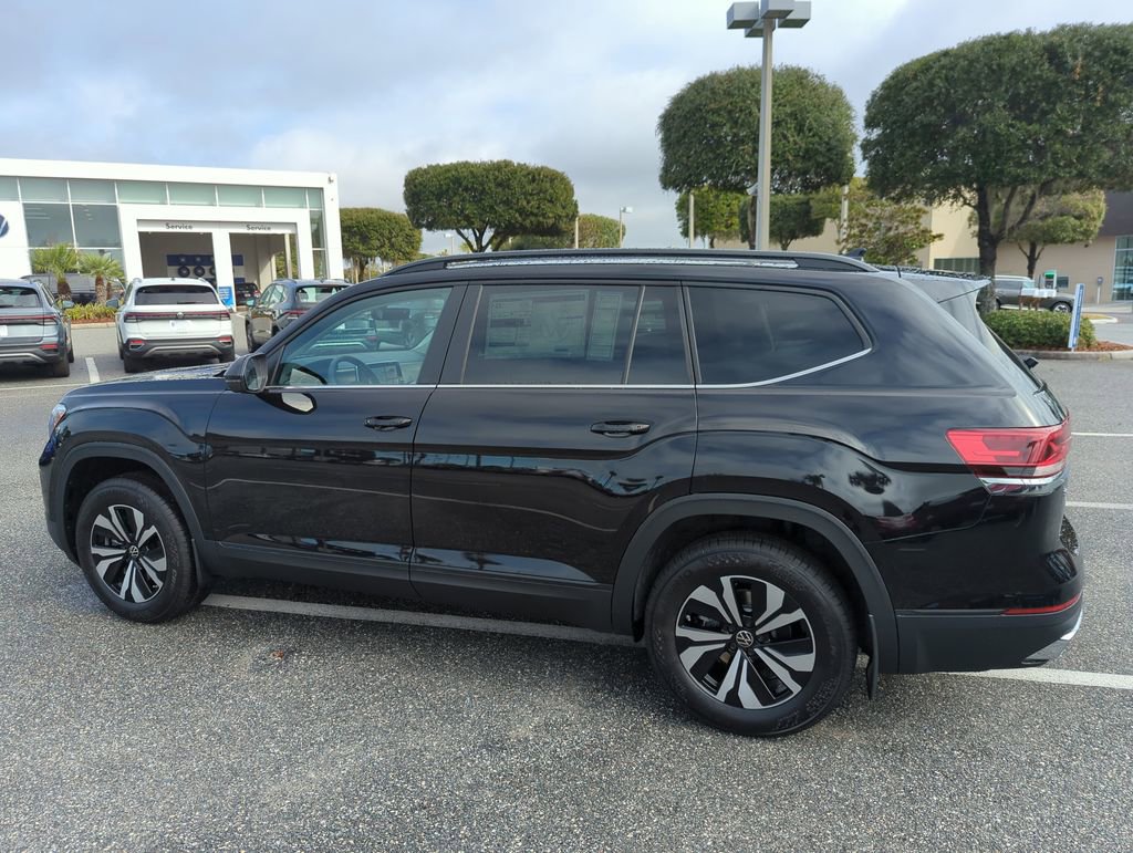 New 2026 Volkswagen Atlas SE image 11