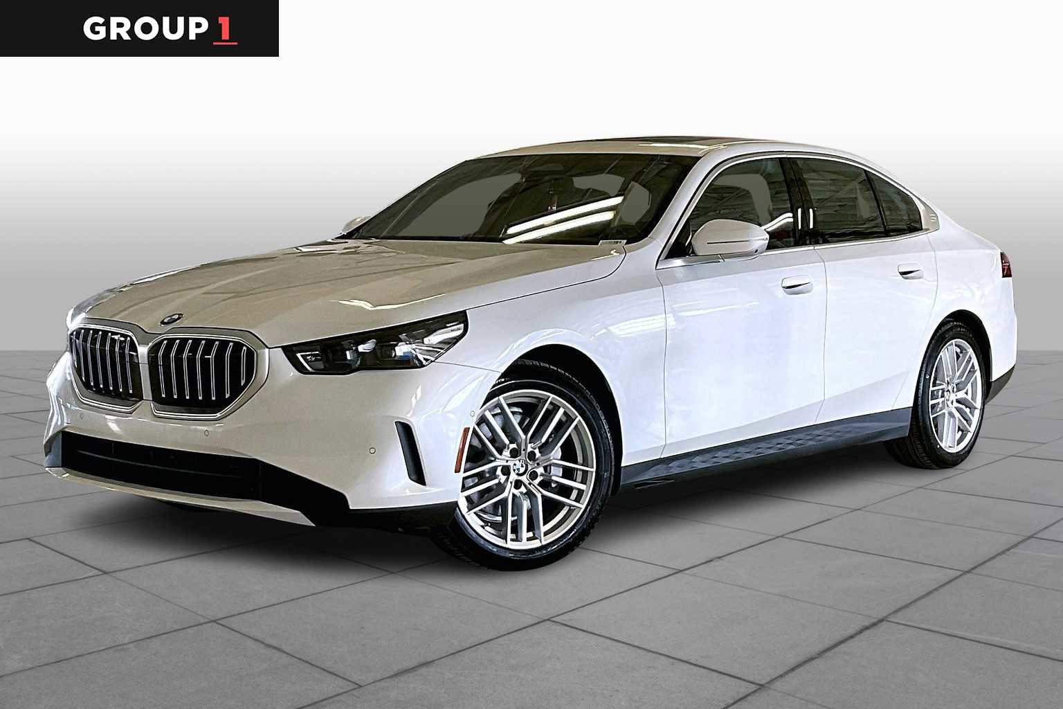 New 2025 BMW 530i 530i w/ Premium Package image 1