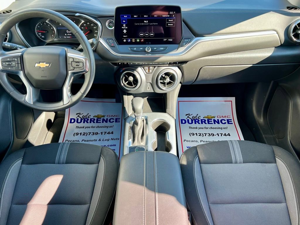 Used 2025 Chevrolet Blazer LT image 16