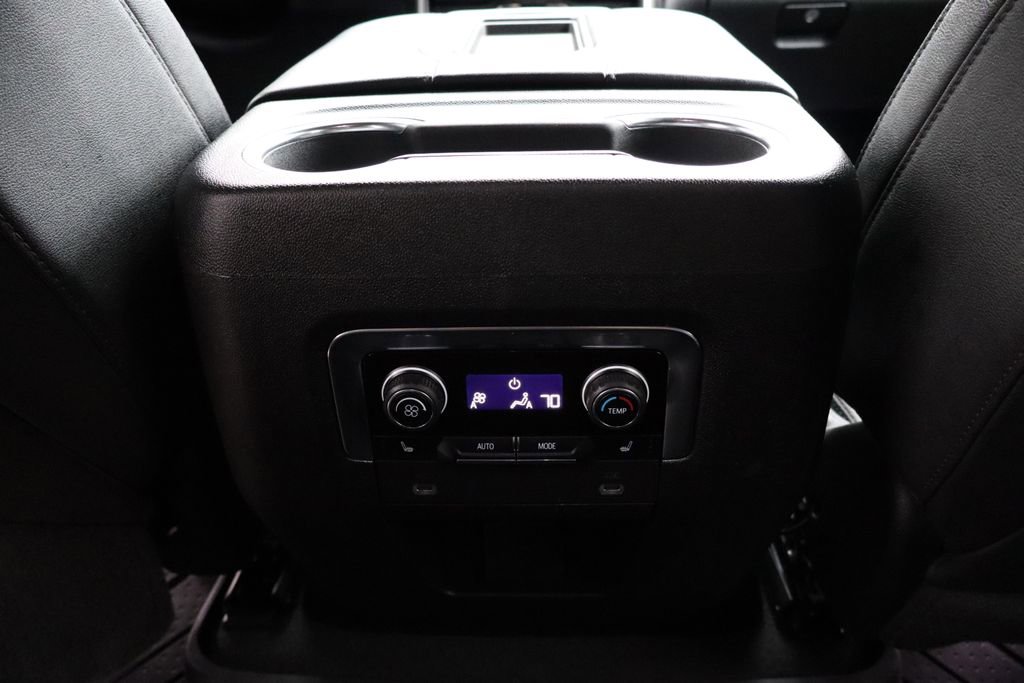 Used 2022 Chevrolet Tahoe LT w/ Luxury Package image 36