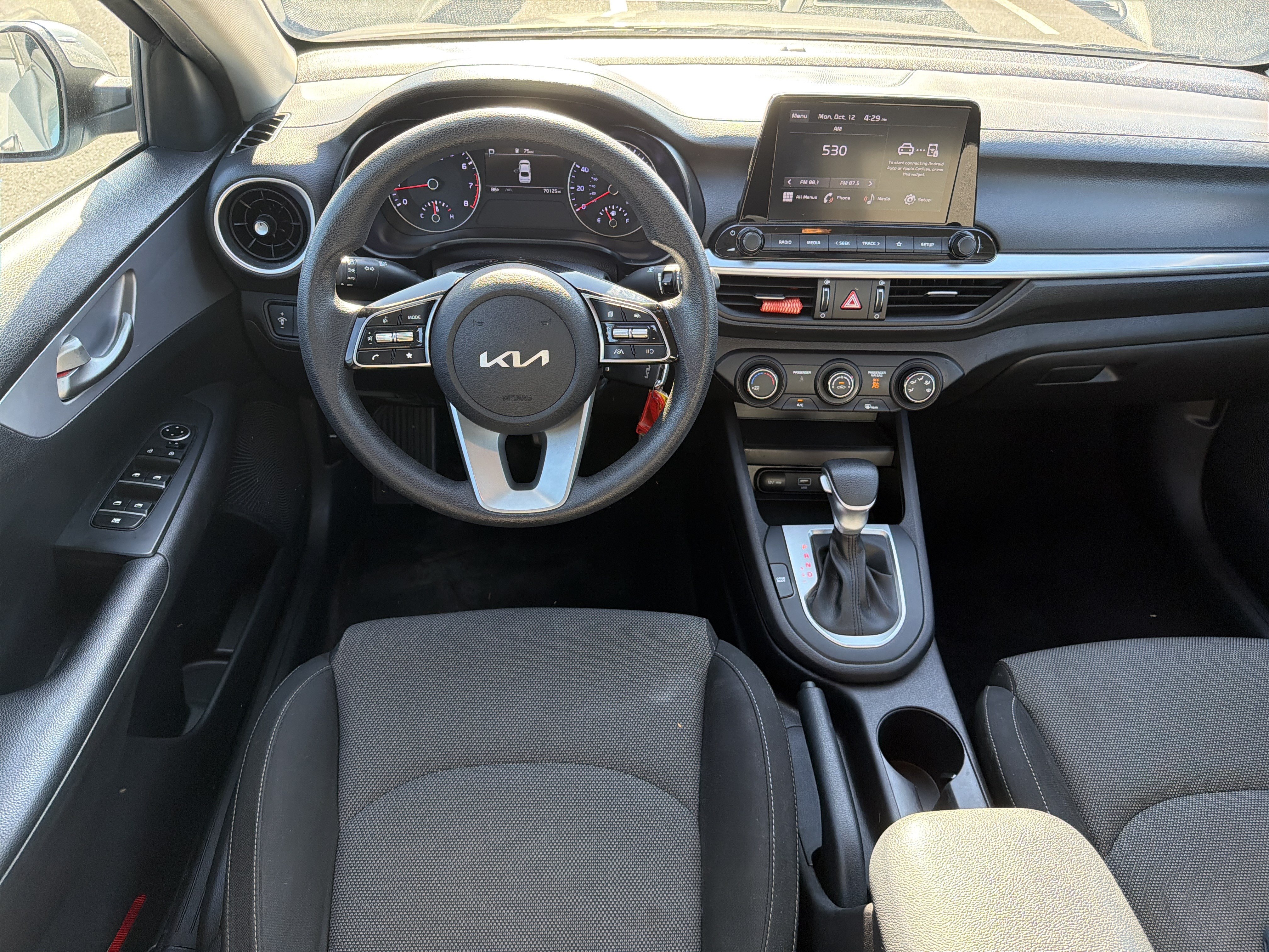 Certified 2022 Kia Forte LXS w/ LXS Technology Package FWD image 23