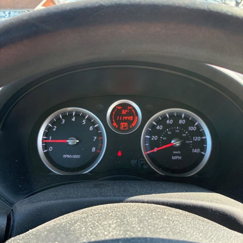 Used 2011 Nissan Sentra 2.0 SR FWD image 16