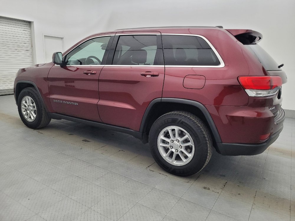 Used 2019 Jeep Grand Cherokee Laredo AWD/4WD image 3