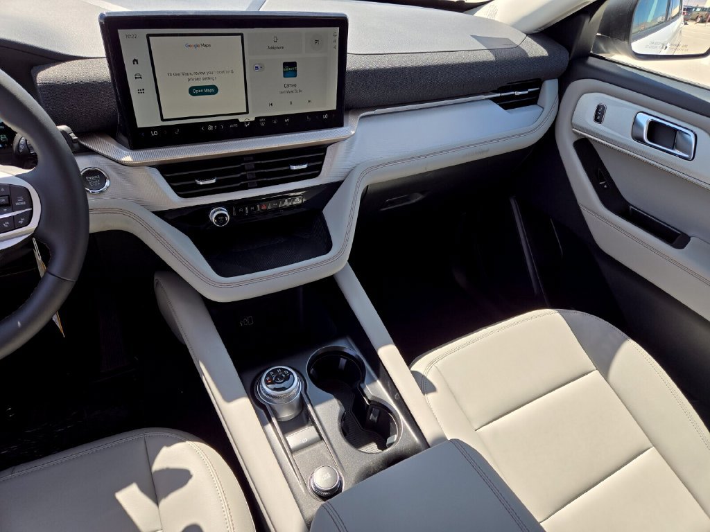 New 2026 Ford Explorer Active w/ Active Comfort Package RWD image 5