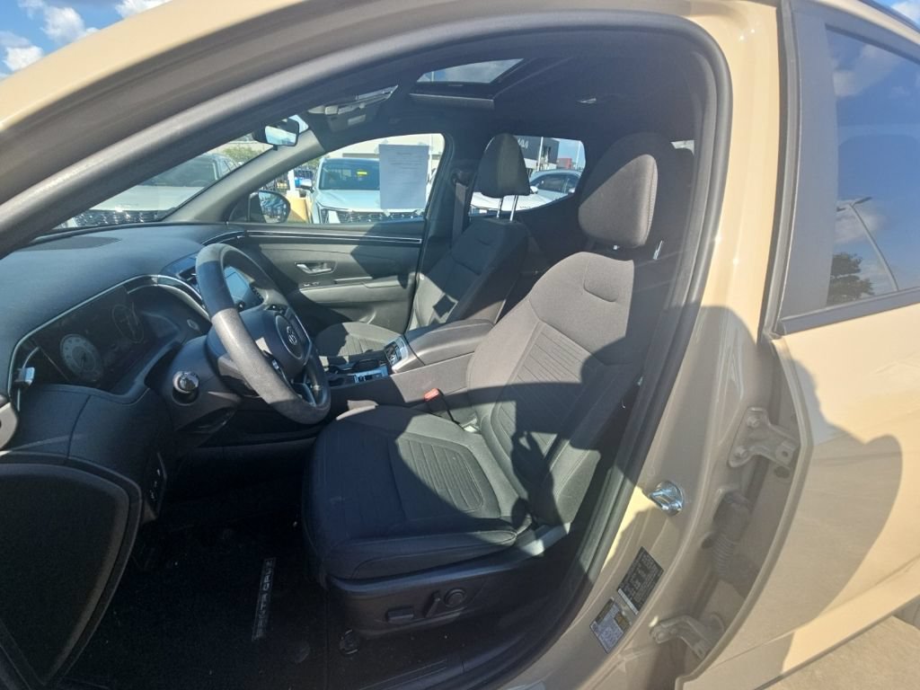 Used 2023 Hyundai Santa Cruz SEL w/ Activity Package FWD image 12