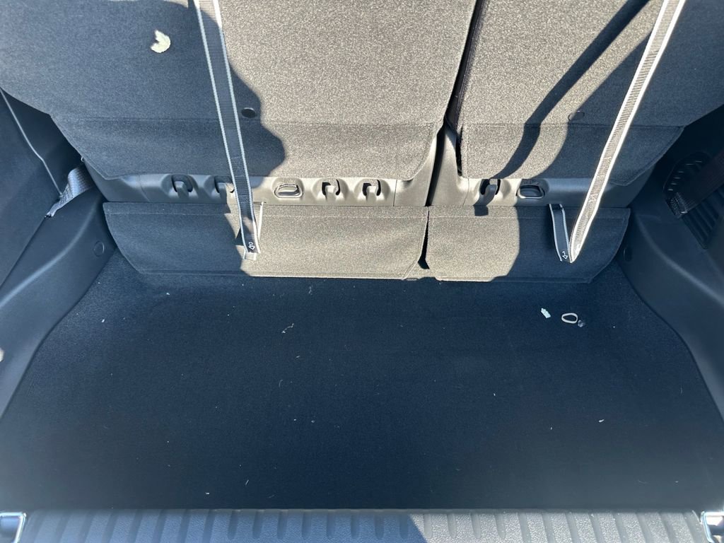 New 2026 Chrysler Pacifica Select image 17