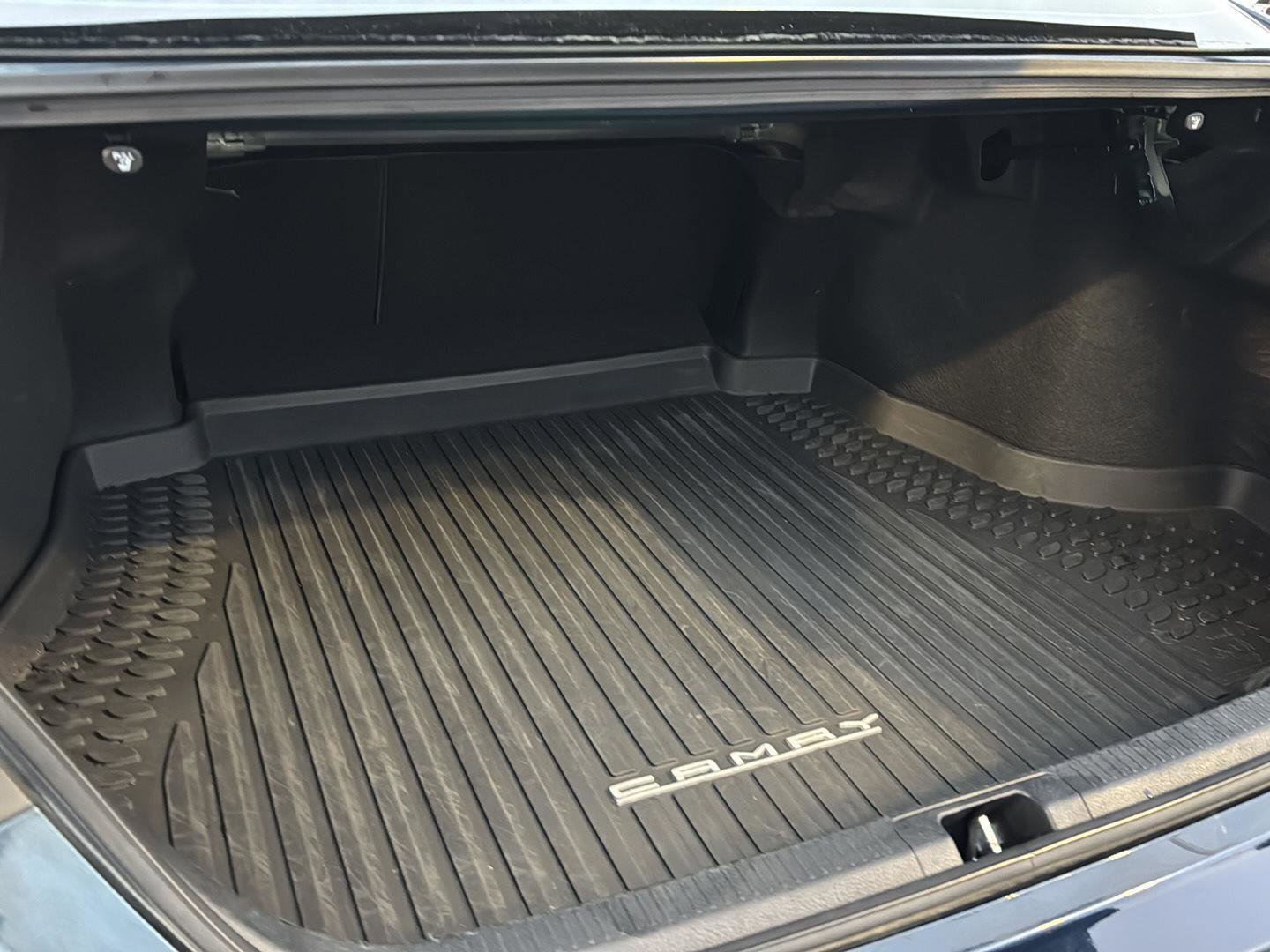 Certified 2021 Toyota Camry SE image 28