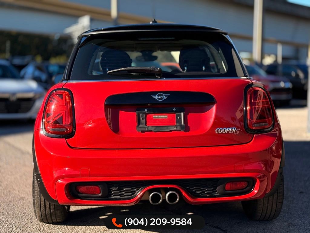Used 2019 MINI Cooper S w/ Premium Package image 7